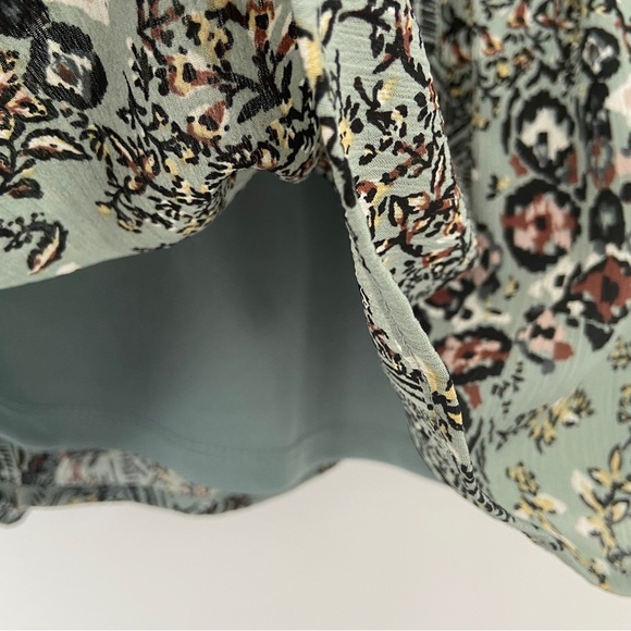 MAURICES SAGE GREEN/RUST/YELLOW POET BLOUSE WITH RUFFLE NECK, BISHOP SLEEVES, XS - Picture 11 of 11